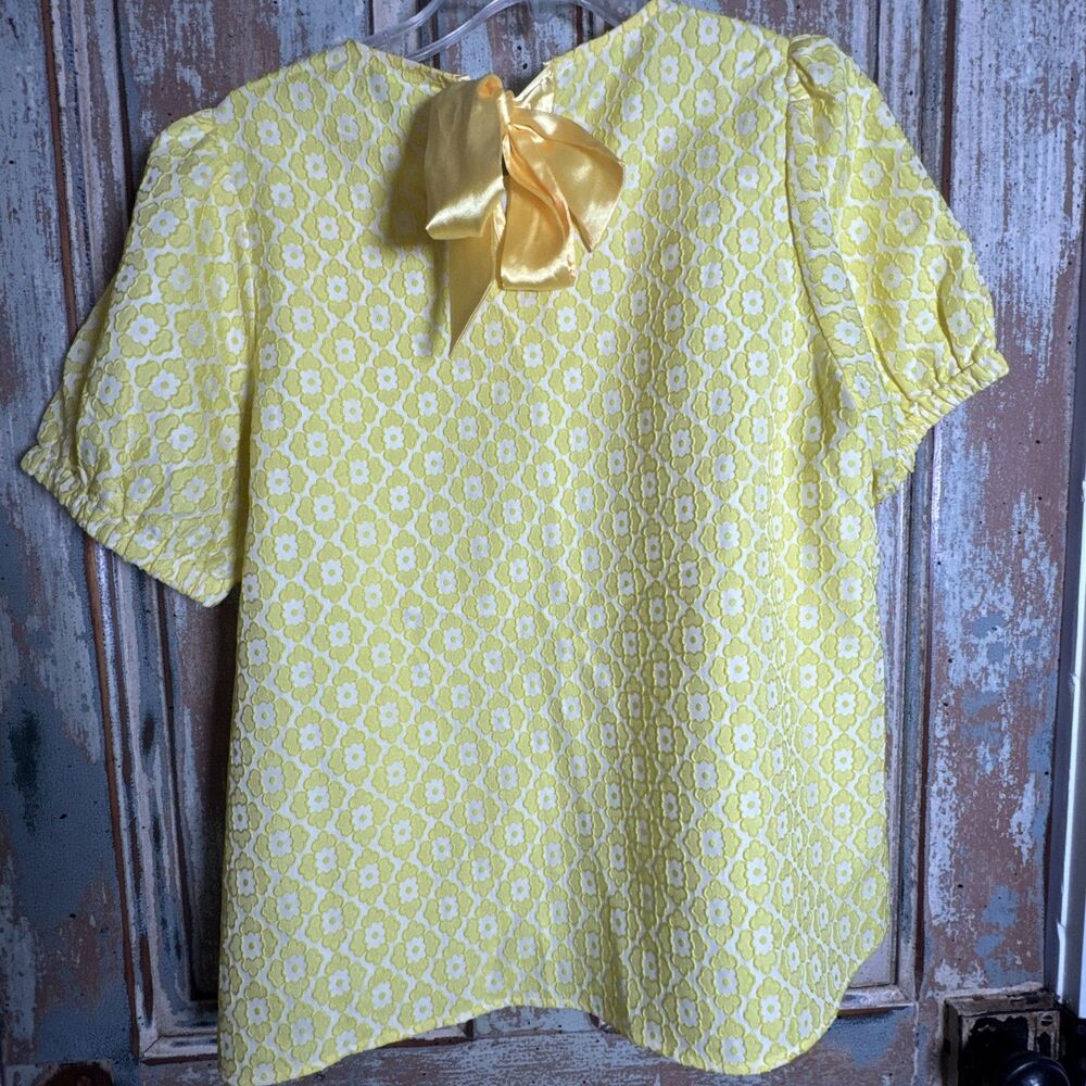 Jade Melody Tam Yellow Blouse L With Silk Bow Tie At Back Short Sleeve Brocade - Picture 7 of 9